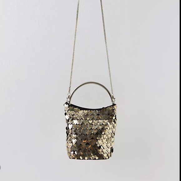 Free People Hearts On Fire Clutch Bag Metal NWT - Picture 1 of 13
